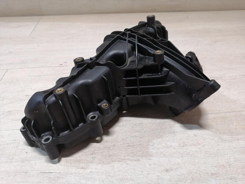 Tiguan №3 коллектор впускной