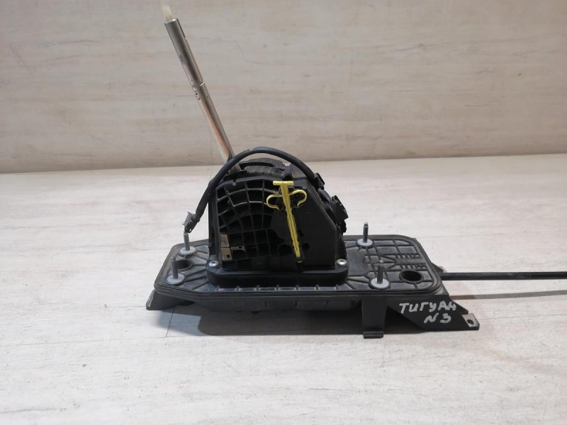 Tiguan №3 кулиса акпп с тросом