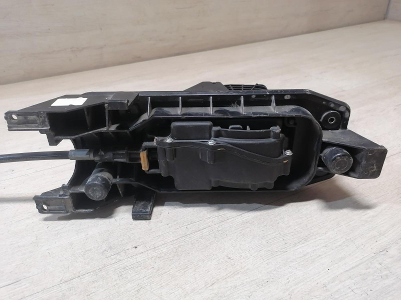 Tiguan №3 кулиса акпп с тросом