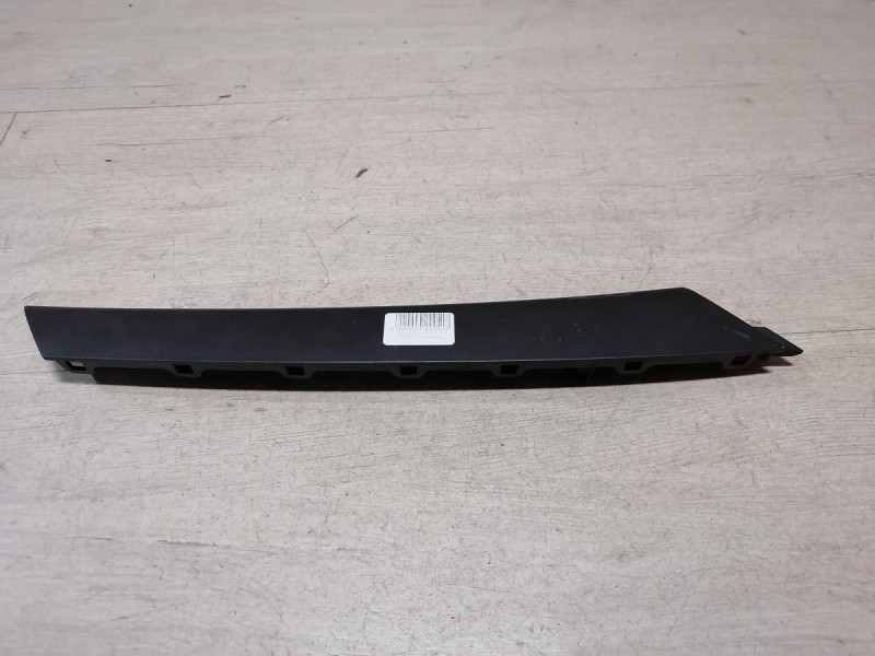 Tiguan №3 накладка ручки обшивки двери левая