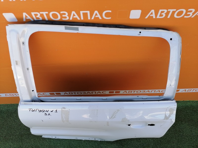 Tiguan дверь задняя левая деф