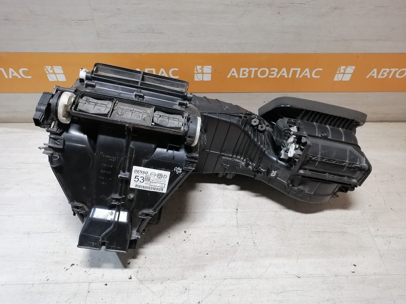 Tiguan №1 печка корпус под климат контроль