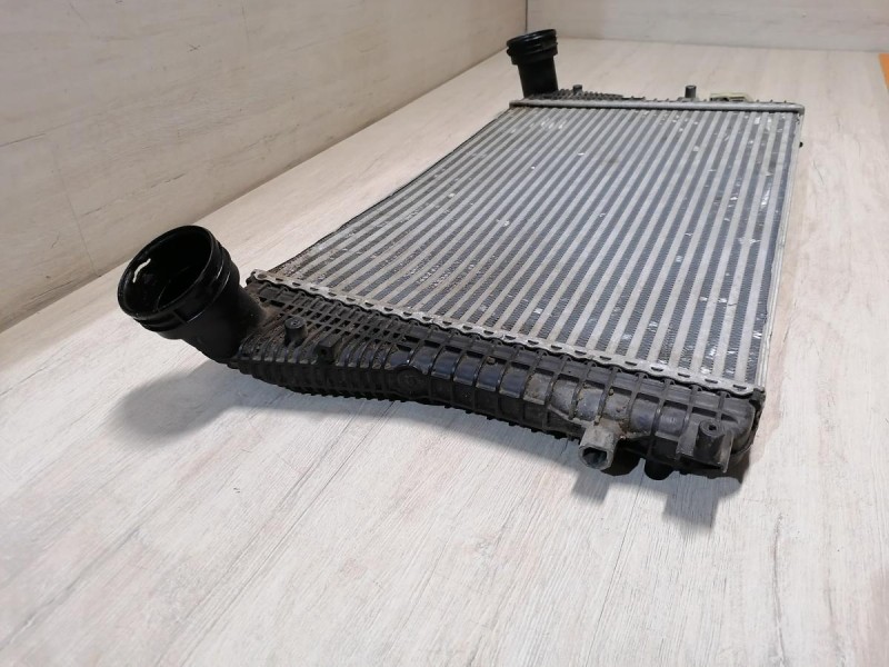 Tiguan радиатор интеркулера