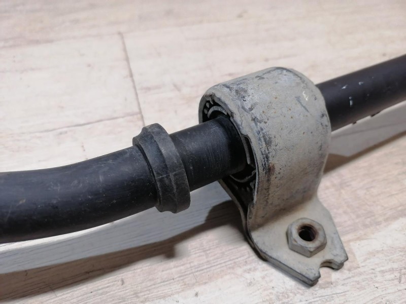 Tiguan стабилизатор передний