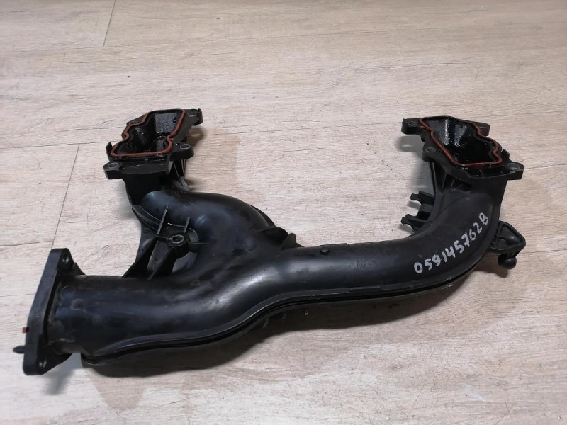 Touareg коллектор впускной