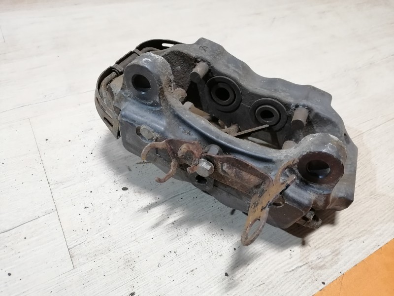 Touareg суппорт задний левый 3,0 BREMBO