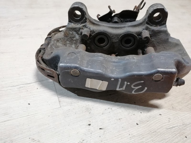 Touareg суппорт задний правый 3,0 BREMBO