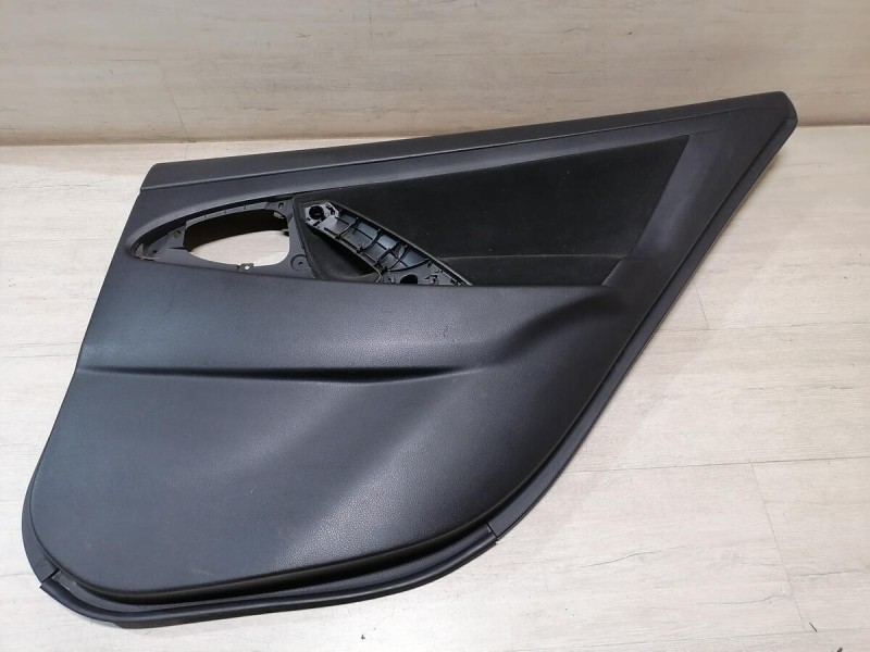 Camry v40 обшивка двери задняя правая эл тряпка