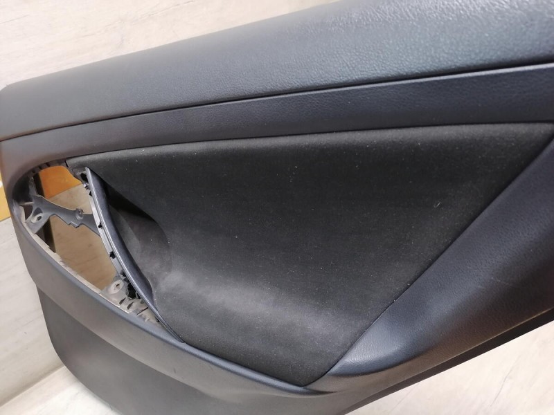 Camry v40 обшивка двери задняя правая эл тряпка
