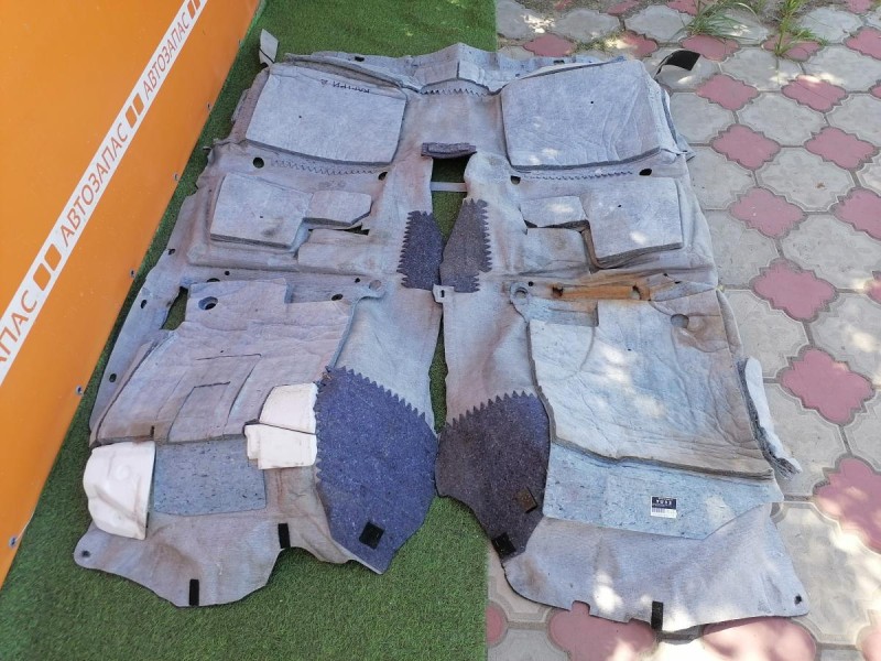 Camry v40 №2 пол салона ковролин