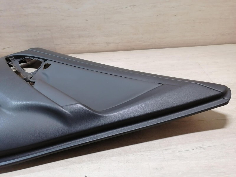 Camry v40 обшивка двери задняя правая эл кожа