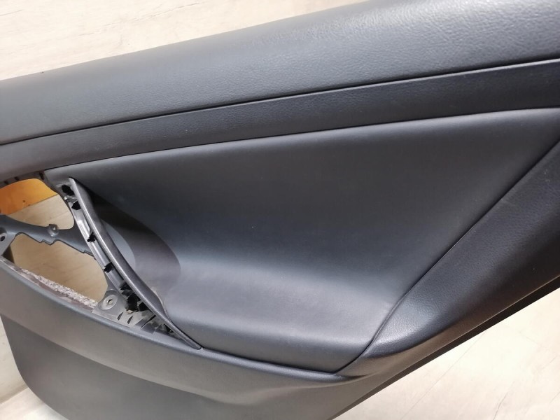 Camry v40 обшивка двери задняя правая эл кожа