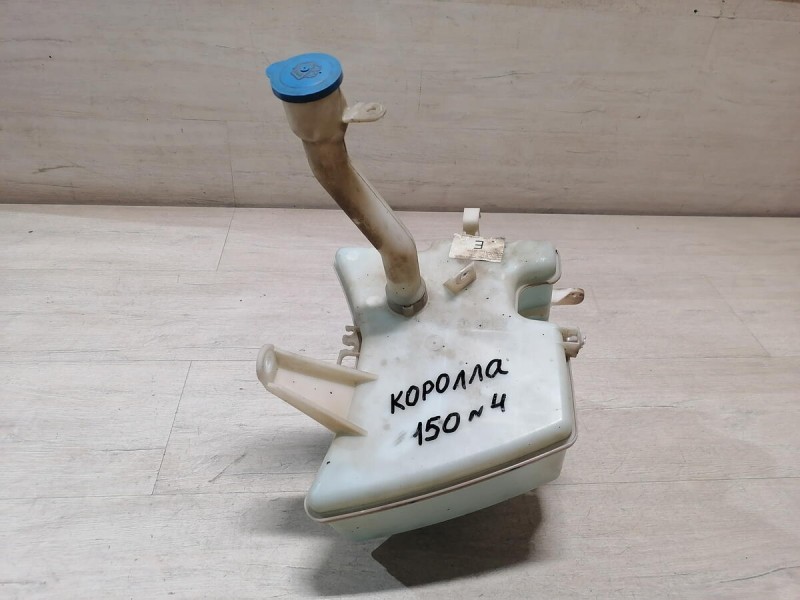 Corolla бачок омывателя