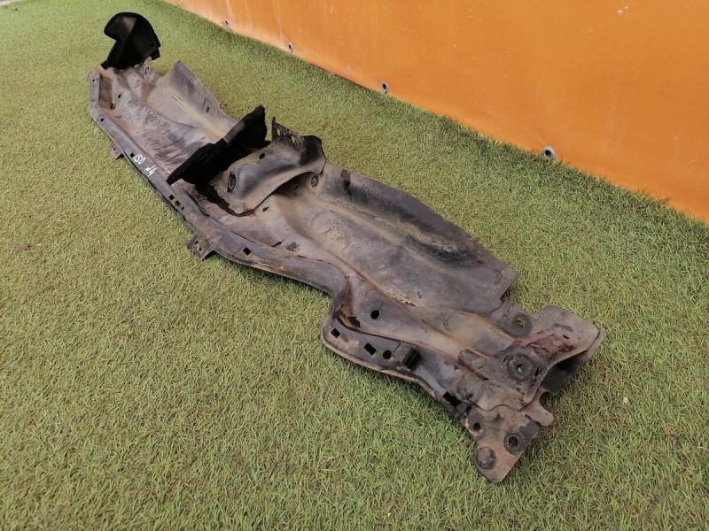Corolla нижняя часть жабо