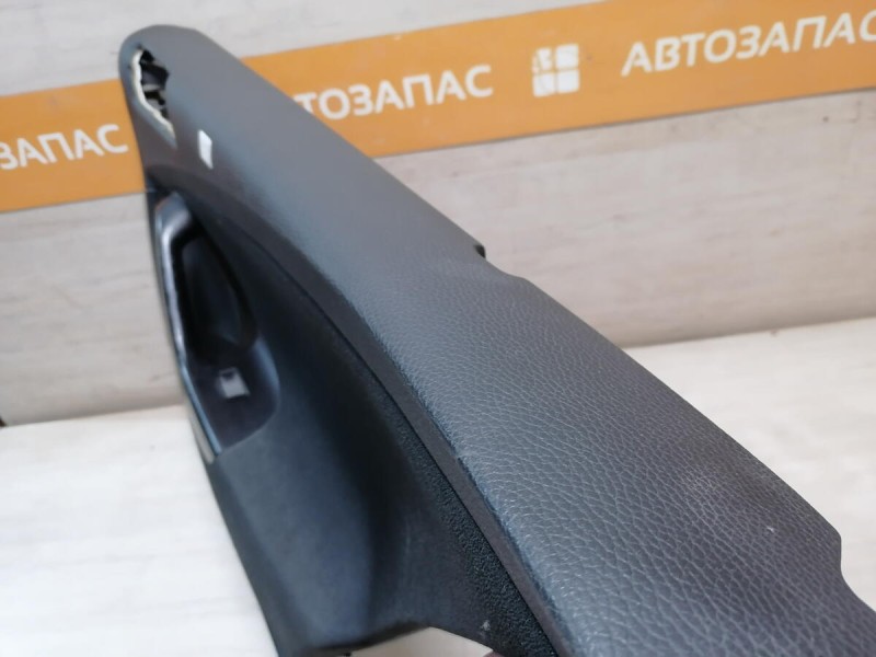 Passat B6 обшивка двери передняя правая эл деф