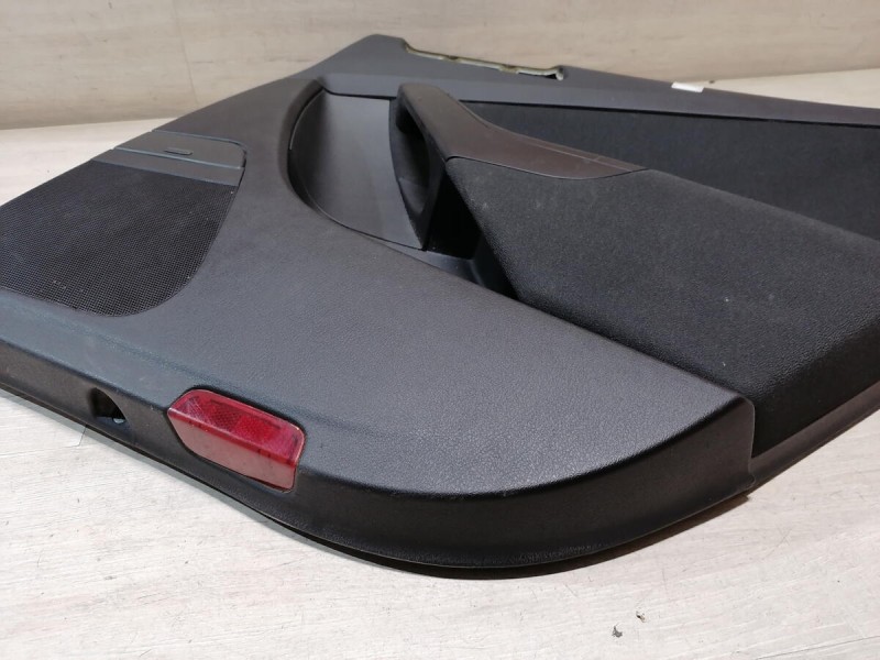 Passat B6 обшивка двери передняя правая эл деф