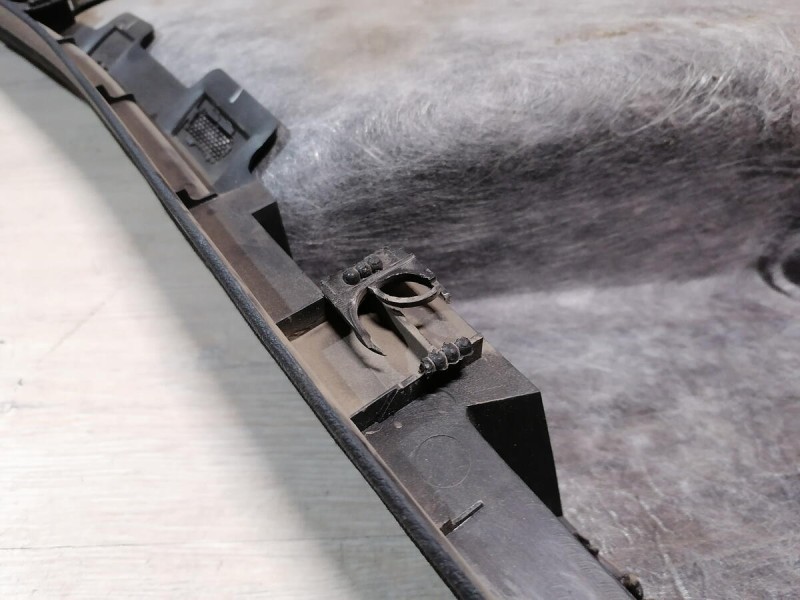 Passat B6 обшивка двери передняя правая эл деф