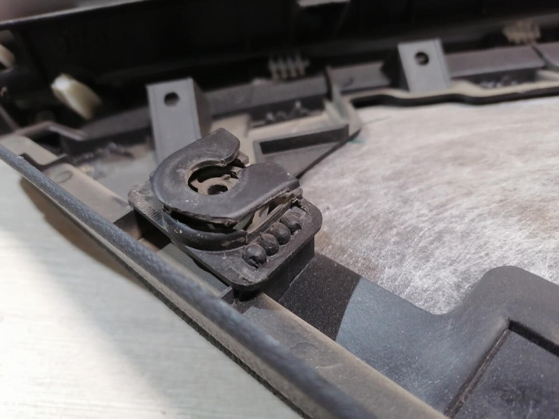 Passat B6 обшивка двери передняя правая эл деф