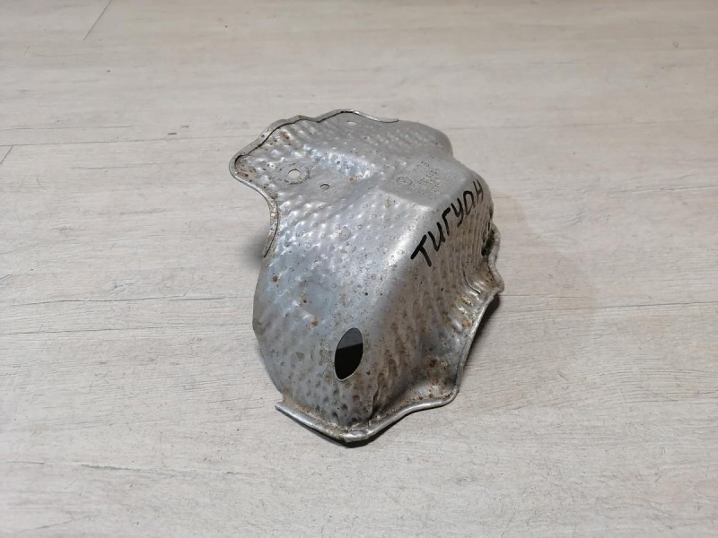 Tiguan тепловой экран муфты кардана