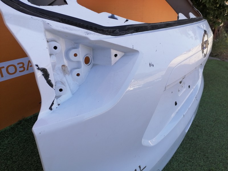 X-Trail T-32 крышка багажника деф