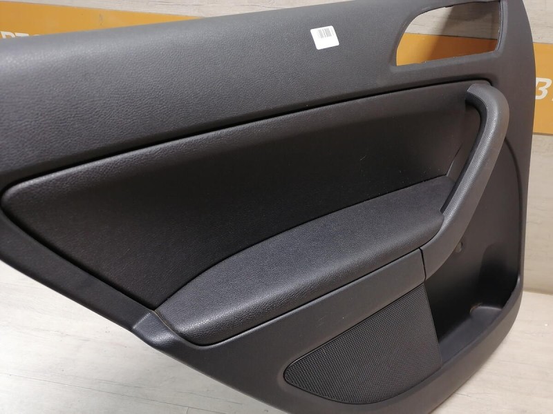 Yeti обшивка двери задняя левая мех