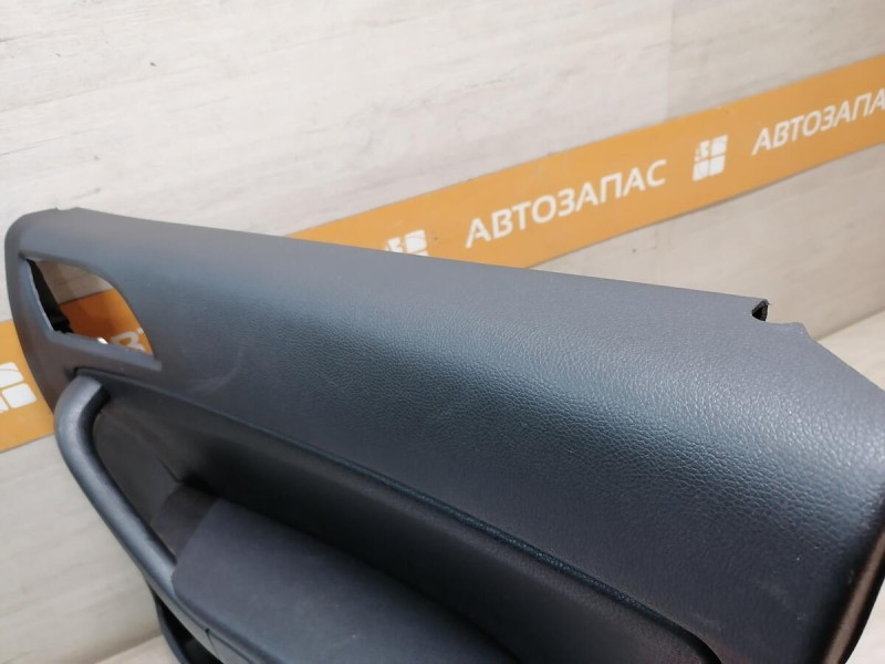 Yeti обшивка двери задняя правая мех деф