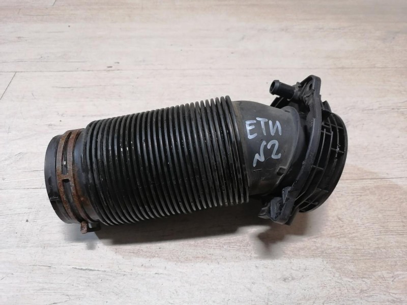 Yeti №2 патрубок корпуса воздушного фильтра 1k0129684ap