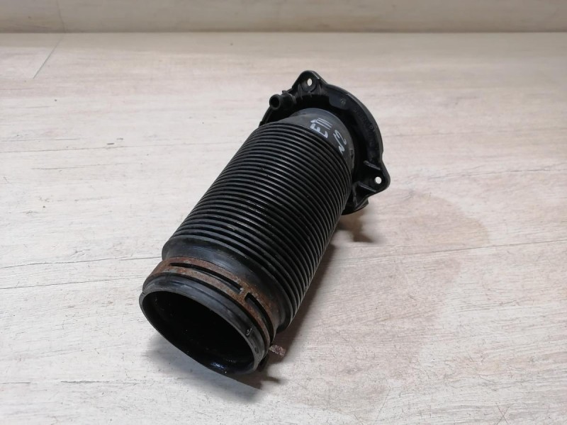 Yeti №2 патрубок корпуса воздушного фильтра 1k0129684ap