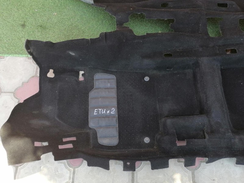 Yeti №2 пол салона