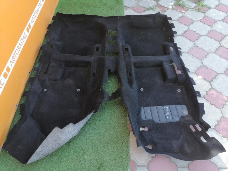 Yeti №2 пол салона