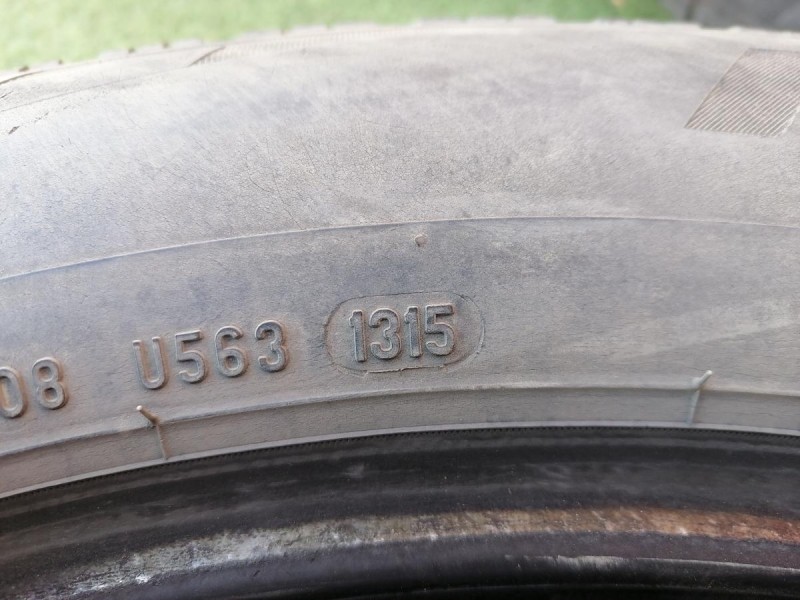 шина 235/55 R19 пирелли липучка зима к-кт
