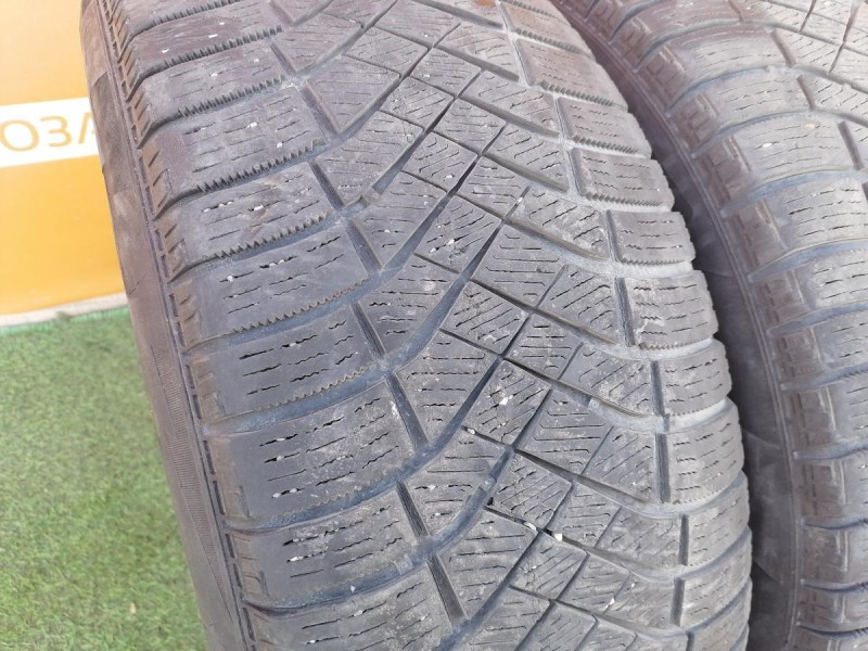 шина 235/55 R19 пирелли липучка зима к-кт