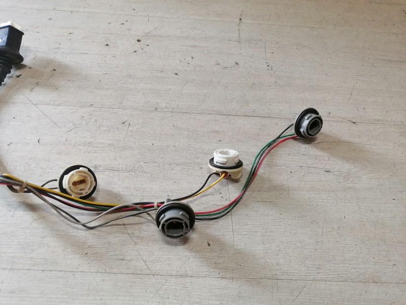 Actyon проводка заднего фонаря