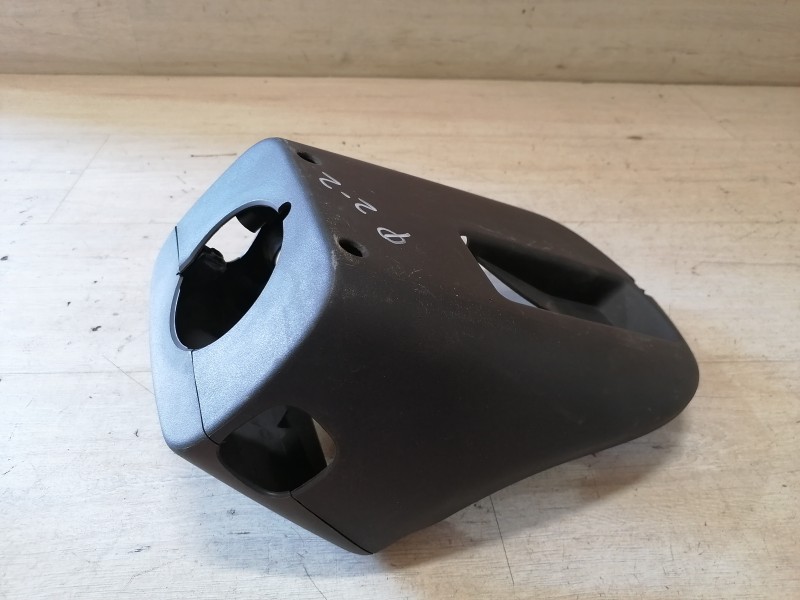 Logan ф2 №2 кожух рулевой колонки