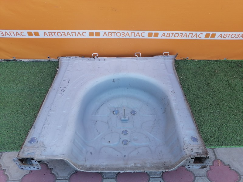 Aveo T300 П ниша под запаску