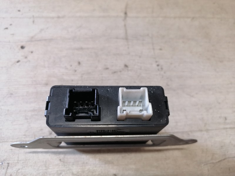 Ssangyong rexton П реле заднего дворника стеклоочистителя