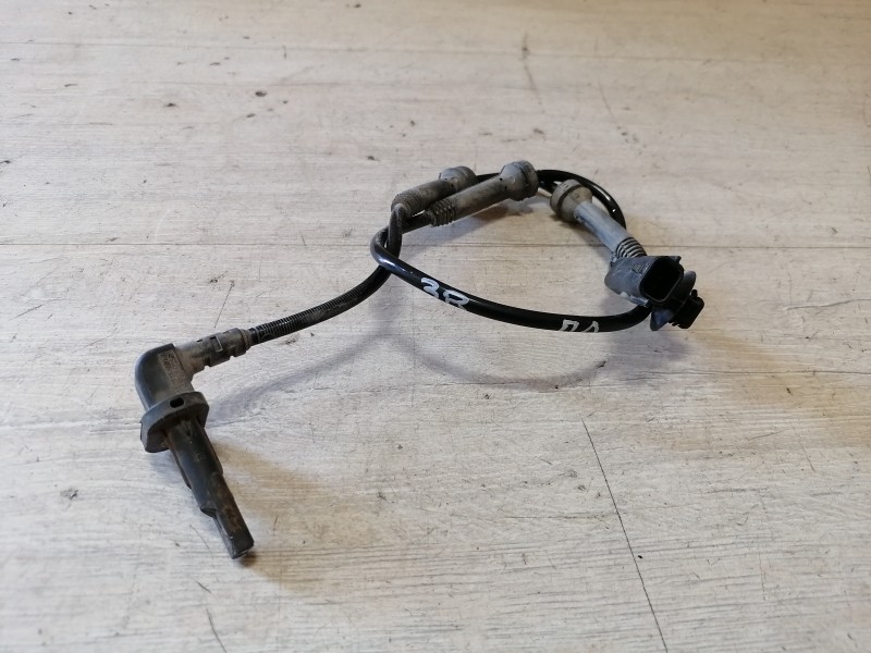 Logan №38 датчик абс передний