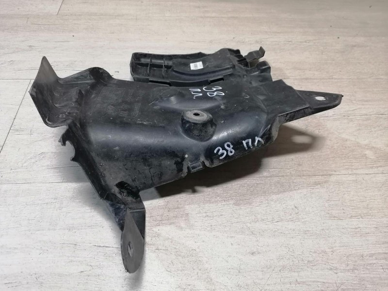 Logan №38 пыльник двигателя левый