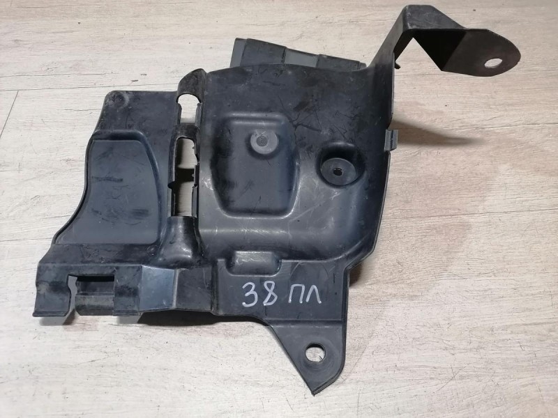 Logan №38 пыльник двигателя левый