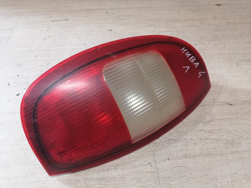 Niva №4 фонарь левый