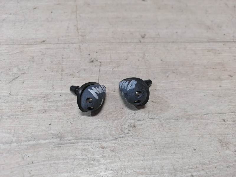 Niva №4 форсунка омывателя лобового стекла