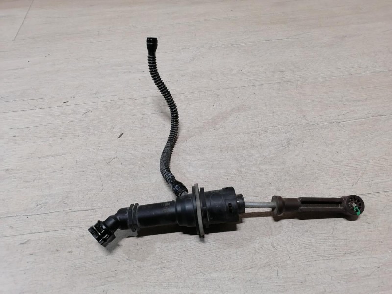 Logan 2 цилиндр сцепления главный деф