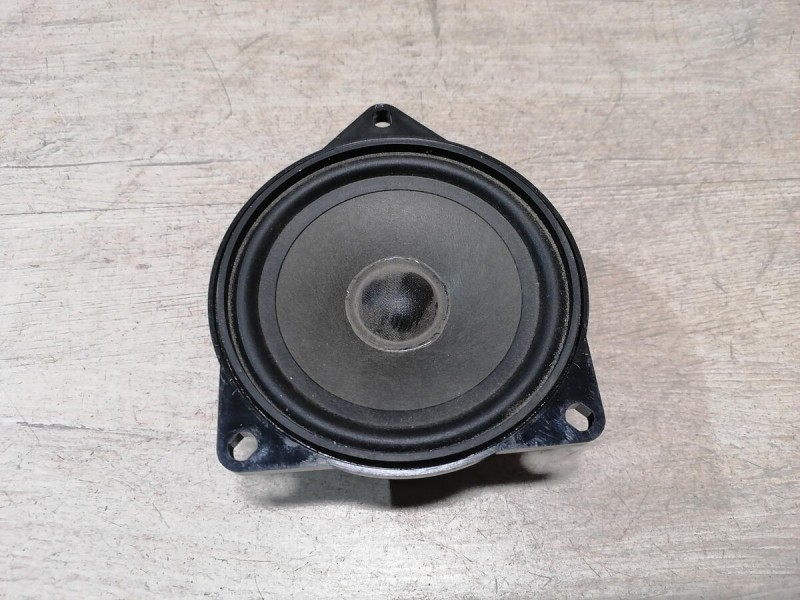 BMW X1 №1 динамик задний в полку