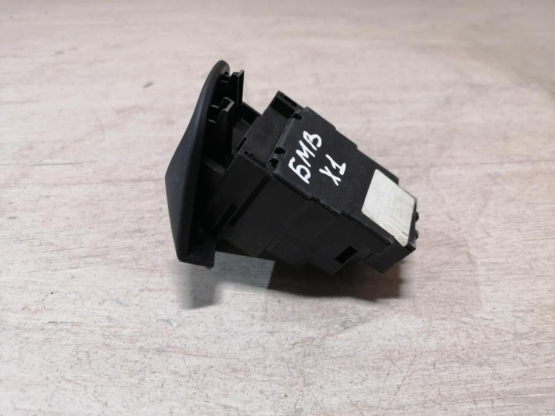 BMW X1 №1 замок зажигания картридер