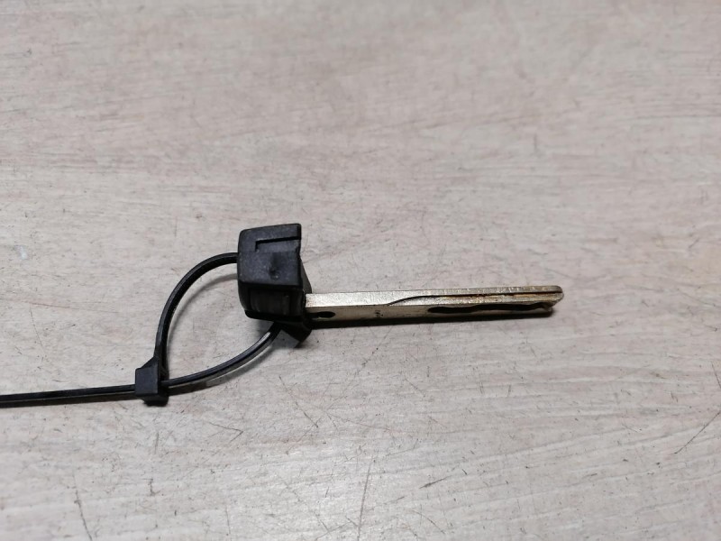 BMW X1 №1 личинка двери с ключом