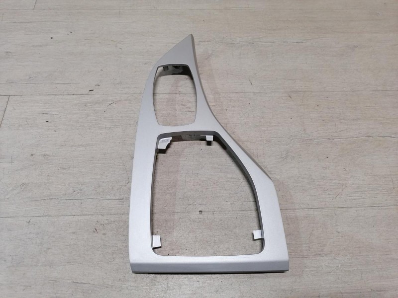 BMW X1 №1 накладка центральной консоли под кулису декоративная