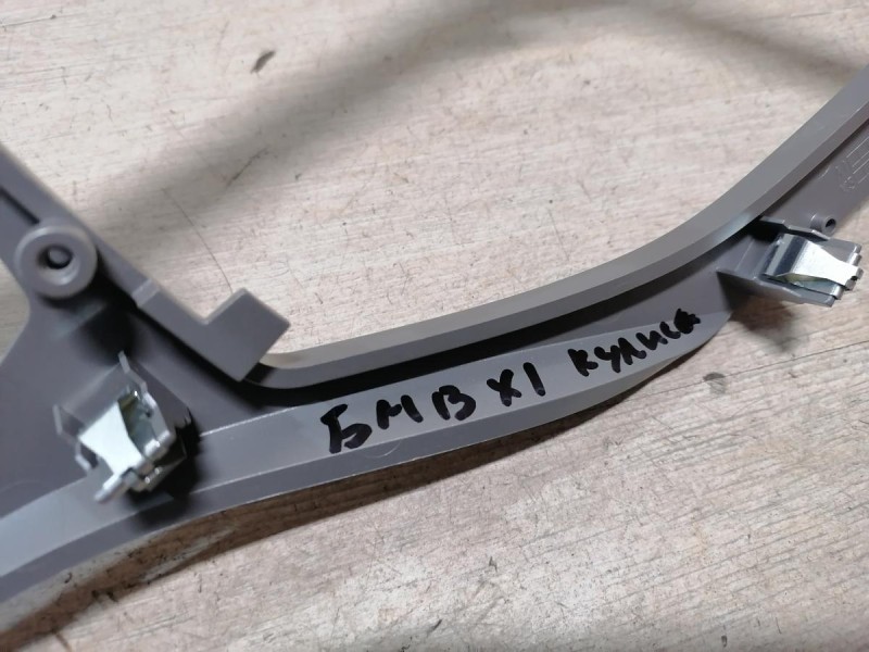 BMW X1 №1 накладка центральной консоли под кулису декоративная