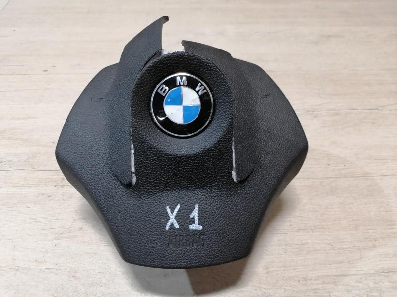 BMW X1 №1 подушка безопасности водителя стрел