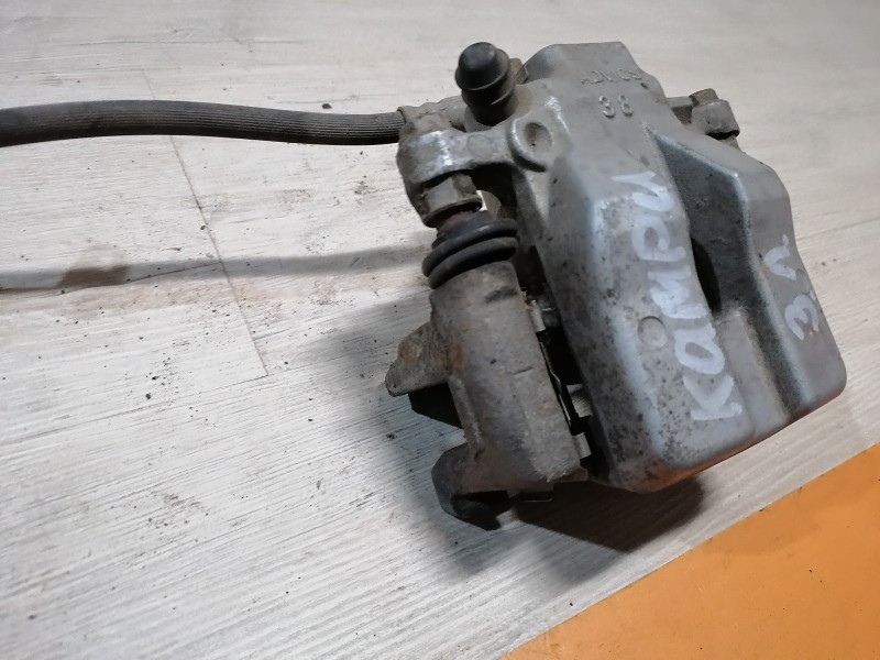 Camry v40 №2 суппорт задний левый 2,4