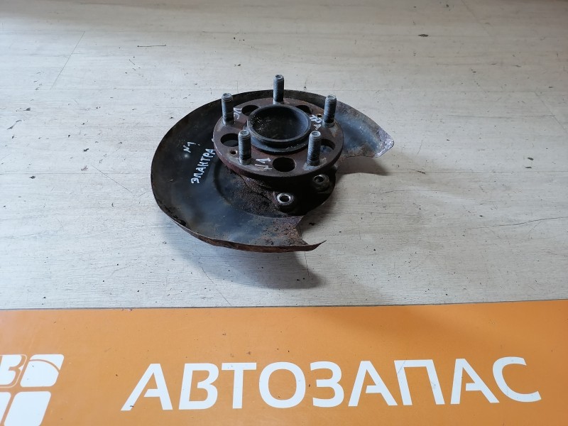 Elantra 5 П ступица задняя